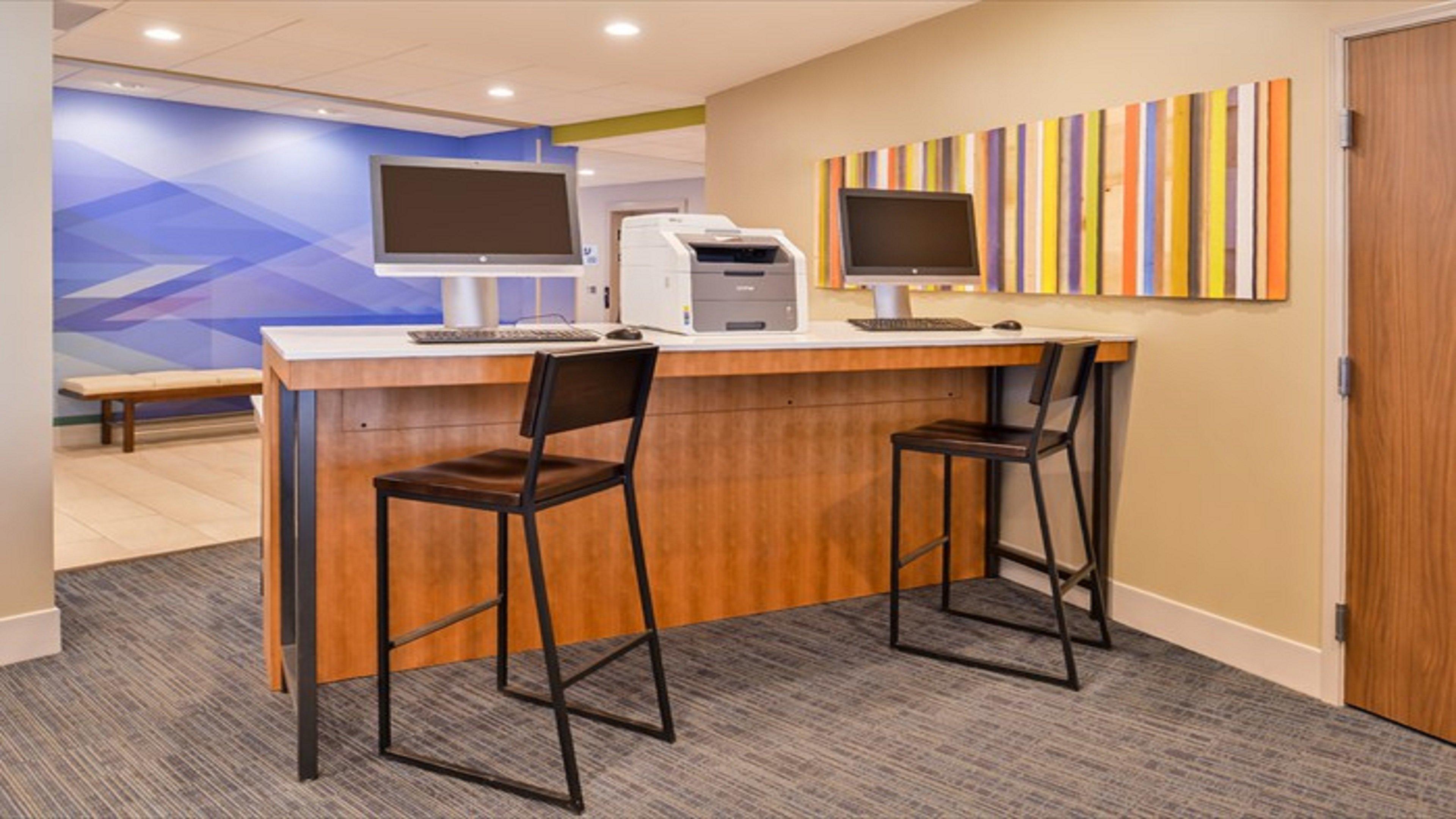 Holiday Inn Express & Suites - Parkersburg East By Ihg Exteriér fotografie