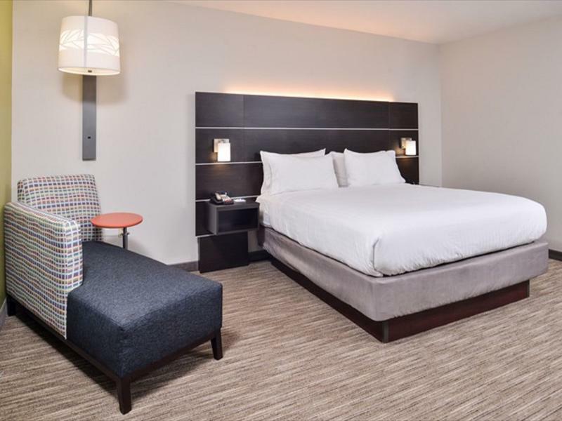 Holiday Inn Express & Suites - Parkersburg East By Ihg Exteriér fotografie